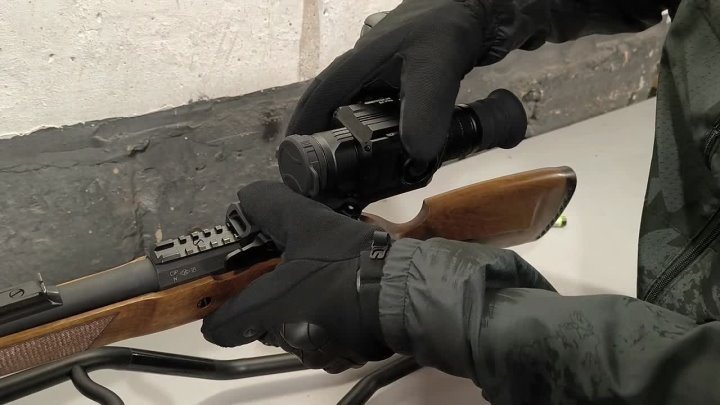 LZIRTEK Perun 335 манипуляции в перчатках